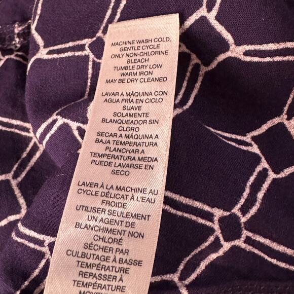 Chico’s SZ 2 (Large) Top Geometric Button-Up V-Neck 3/4 Sleeves Collared Purple - Picture 9 of 9